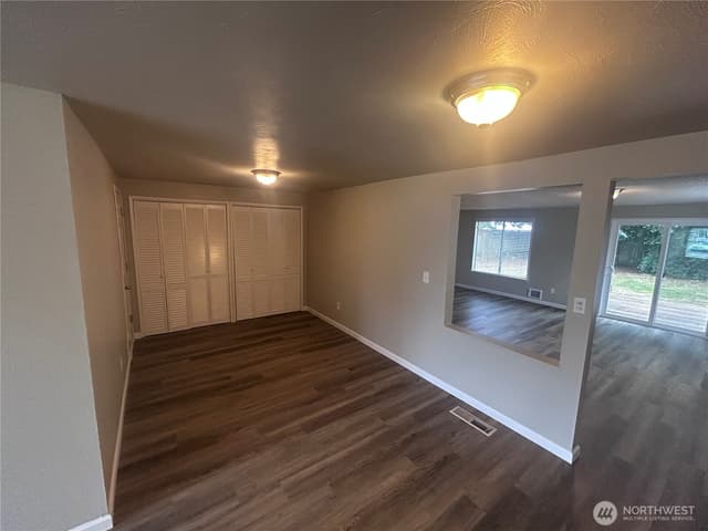 Property photo for 8606 Haviland Avenue SW, Lakewood photo 5