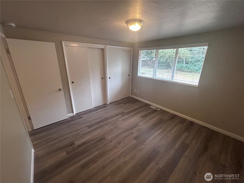 Property photo for 8606 Haviland Avenue SW, Lakewood photo 13
