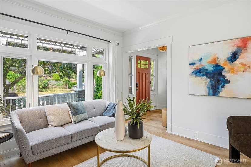 Property photo for 6534 19th Avenue NE, Seattle photo 5