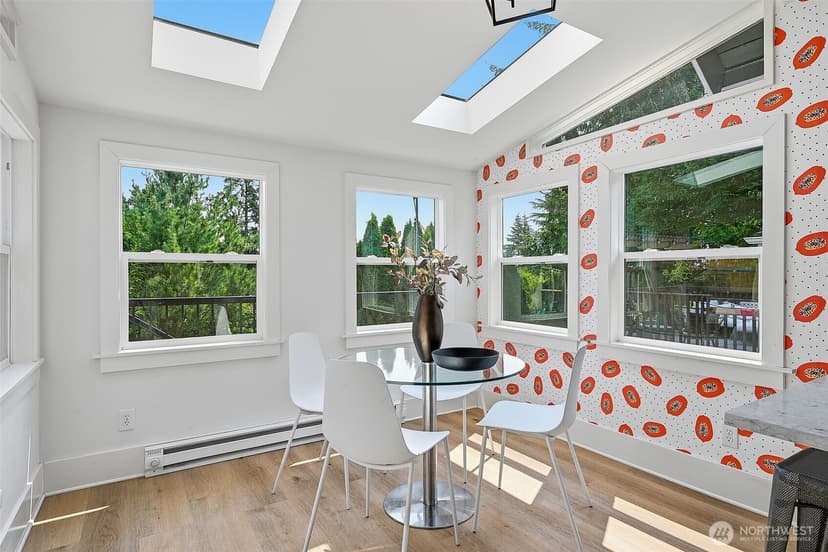 Property photo for 6534 19th Avenue NE, Seattle photo 13