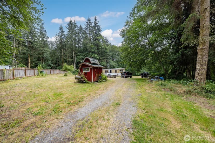 Property photo for 7846 Bailey Road, Clinton photo 4