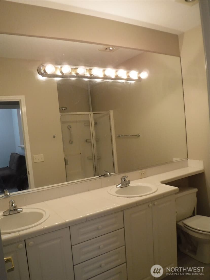 Property photo for 12712 Admiralty Way SE #D303, Everett photo 7