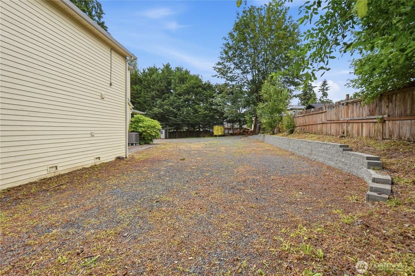 Property photo for 3928 172nd St Sw, Lynnwood photo 30