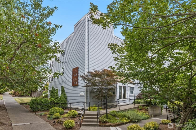 Property photo for 6547 42nd Avenue SW #205, Seattle photo 24