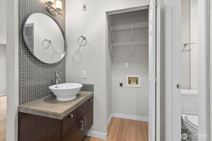 Property photo for 6547 42nd Avenue SW #205, Seattle photo 16
