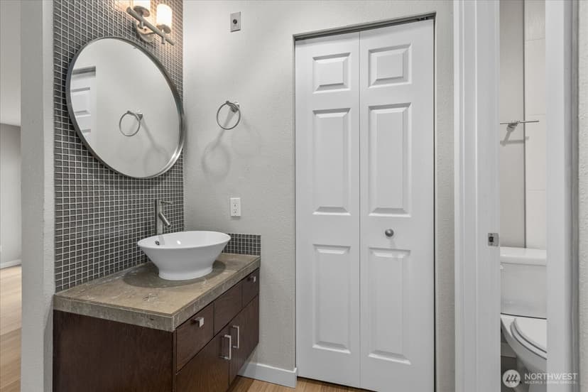 Property photo for 6547 42nd Avenue SW #205, Seattle photo 15