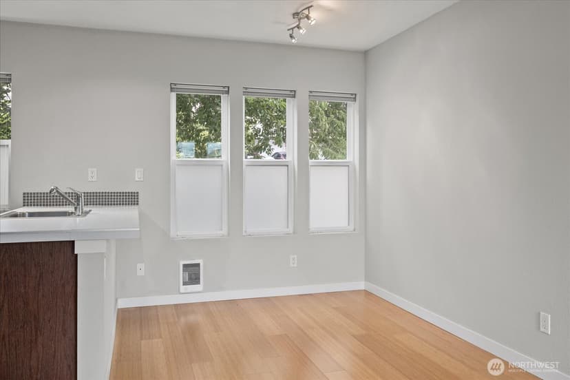 Property photo for 6547 42nd Avenue SW #205, Seattle photo 13