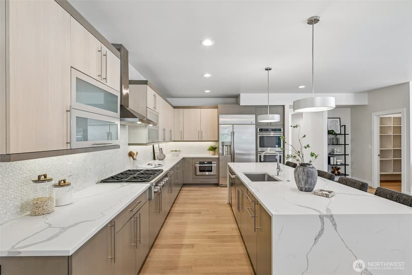 Property photo for 13110 NE 97th Street, Kirkland photo 8