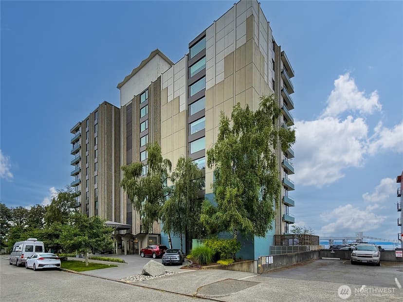 Property photo for 521 5th Avenue W #201, Seattle photo 21