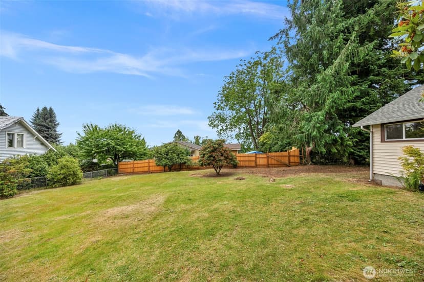 Property photo for 4315 Thomson Avenue, Everett photo 27