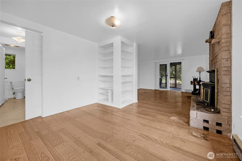 Property photo for 4315 Thomson Avenue, Everett photo 12