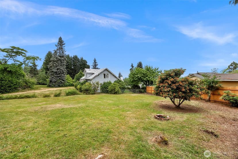 Property photo for 4315 Thomson Avenue, Everett photo 28