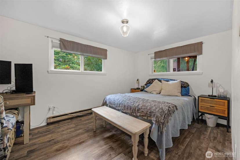 Property photo for 4315 Thomson Avenue, Everett photo 17