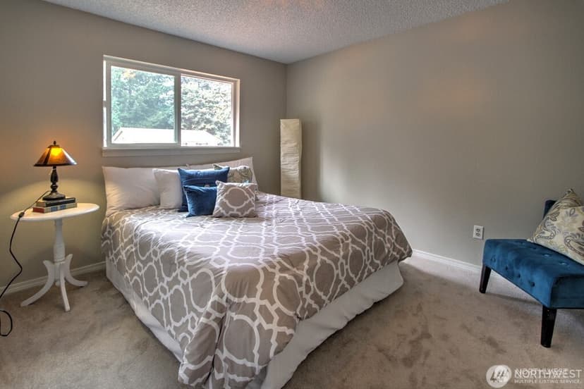 Property photo for 10616 164th Avenue NE, Redmond photo 24