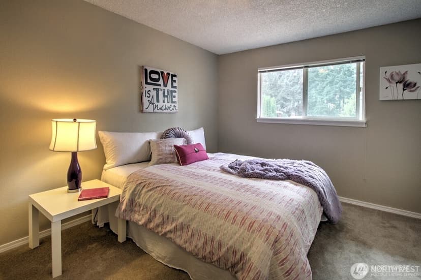 Property photo for 10616 164th Avenue NE, Redmond photo 22