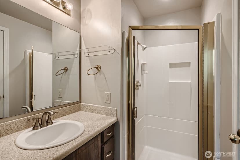 Property photo for 10616 164th Avenue NE, Redmond photo 31