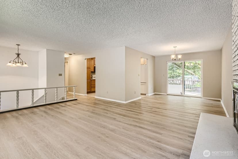 Property photo for 10616 164th Avenue NE, Redmond photo 8