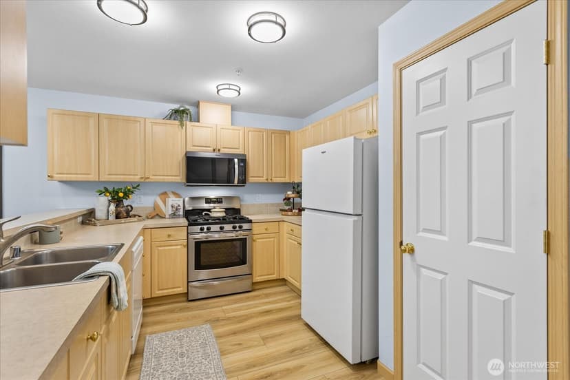 Property photo for 15414 35th Avenue W #54, Lynnwood photo 6