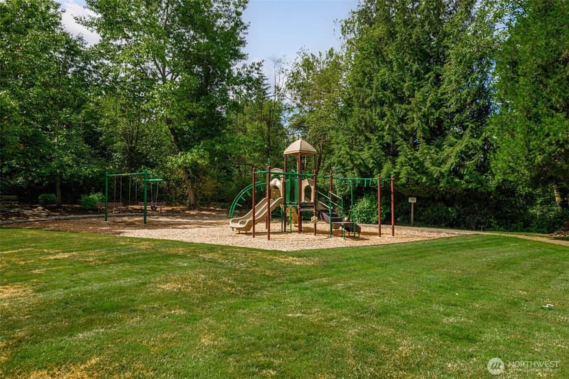 Property photo for 13614 70th Drive SE, Snohomish photo 33
