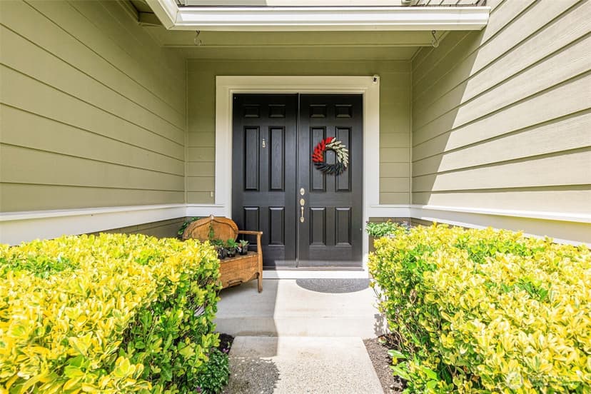 Property photo for 13614 70th Drive SE, Snohomish photo 2
