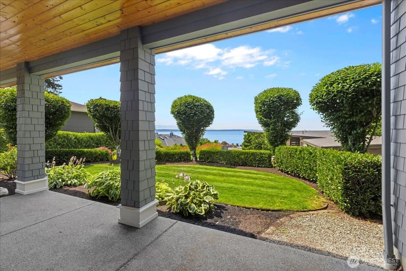 Property photo for 18608 Sound View Place, Edmonds photo 37