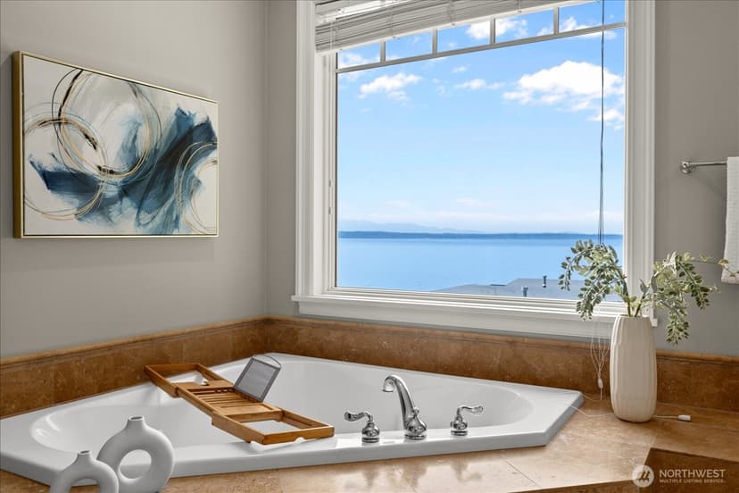 Property photo for 18608 Sound View Place, Edmonds photo 22