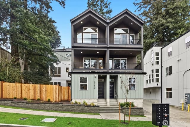 Property photo for 10750 Interlake Avenue N, Seattle
