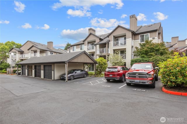 Property photo for 12303 Harbour Pointe Boulevard #V203, Mukilteo photo 2