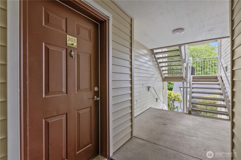 Property photo for 12303 Harbour Pointe Boulevard #V203, Mukilteo photo 3