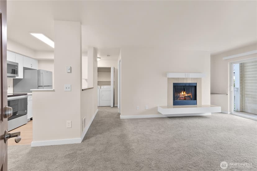 Property photo for 12303 Harbour Pointe Boulevard #V203, Mukilteo photo 4