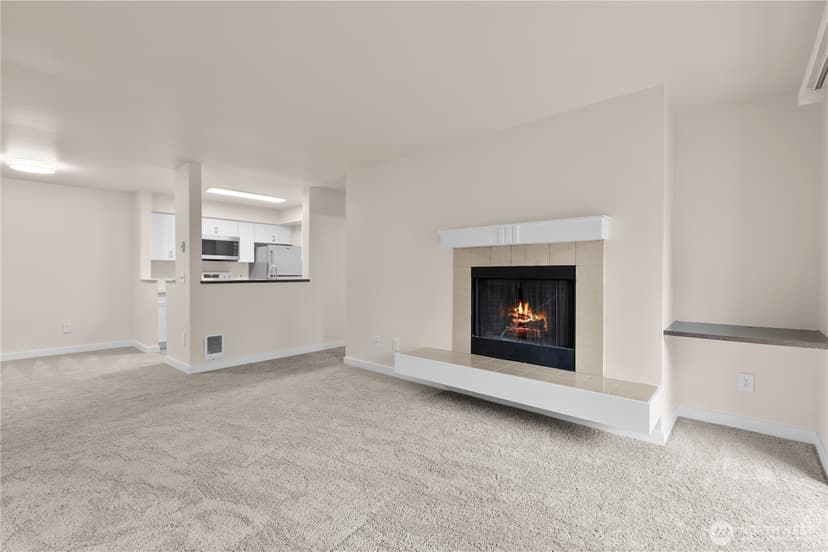 Property photo for 12303 Harbour Pointe Boulevard #V203, Mukilteo photo 8
