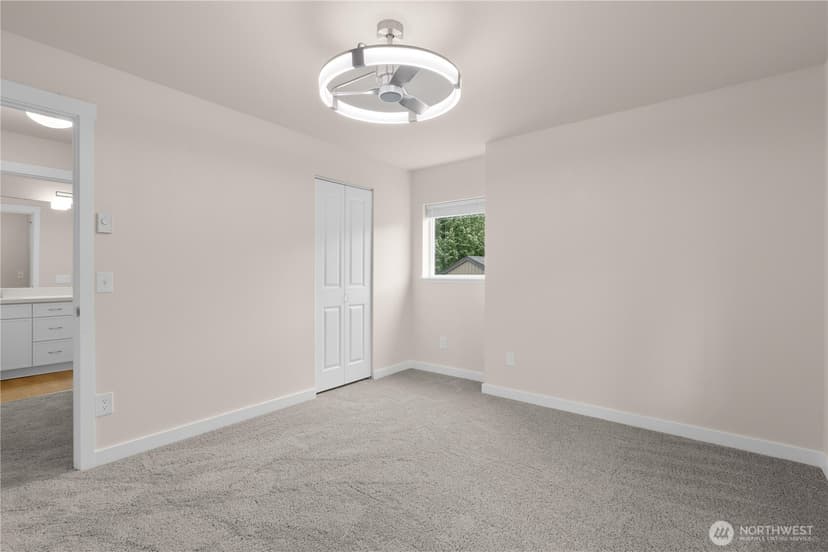 Property photo for 12303 Harbour Pointe Boulevard #V203, Mukilteo photo 20