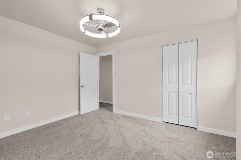 Property photo for 12303 Harbour Pointe Boulevard #V203, Mukilteo photo 21