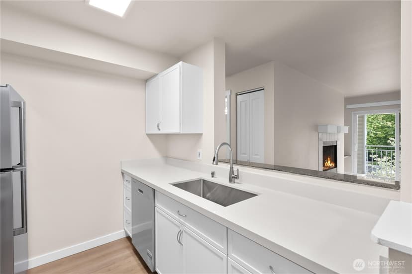 Property photo for 12303 Harbour Pointe Boulevard #V203, Mukilteo photo 13