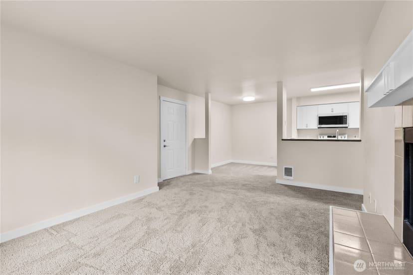 Property photo for 12303 Harbour Pointe Boulevard #V203, Mukilteo photo 7
