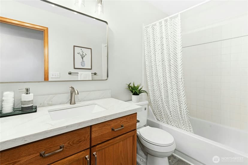 Property photo for 14222 108th Avenue NE, Kirkland photo 22