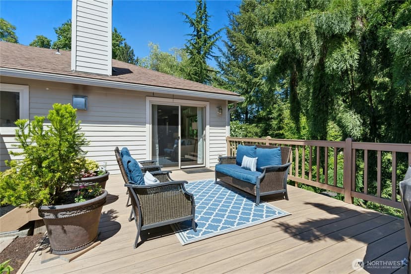 Property photo for 14222 108th Avenue NE, Kirkland photo 28