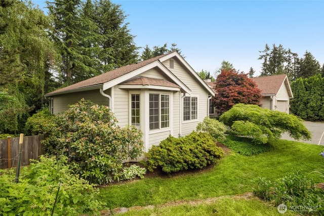 Property photo for 14222 108th Avenue NE, Kirkland photo 3