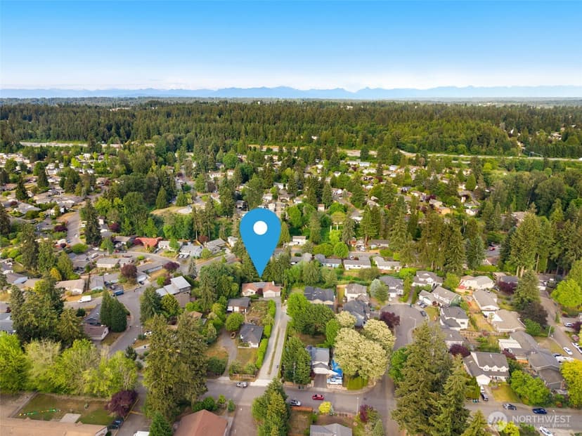 Property photo for 14222 108th Avenue NE, Kirkland photo 37