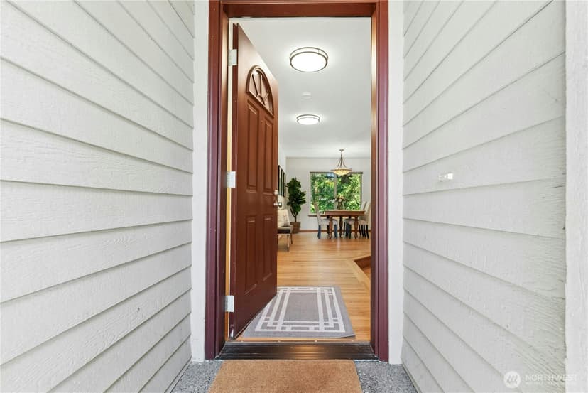 Property photo for 14222 108th Avenue NE, Kirkland photo 6