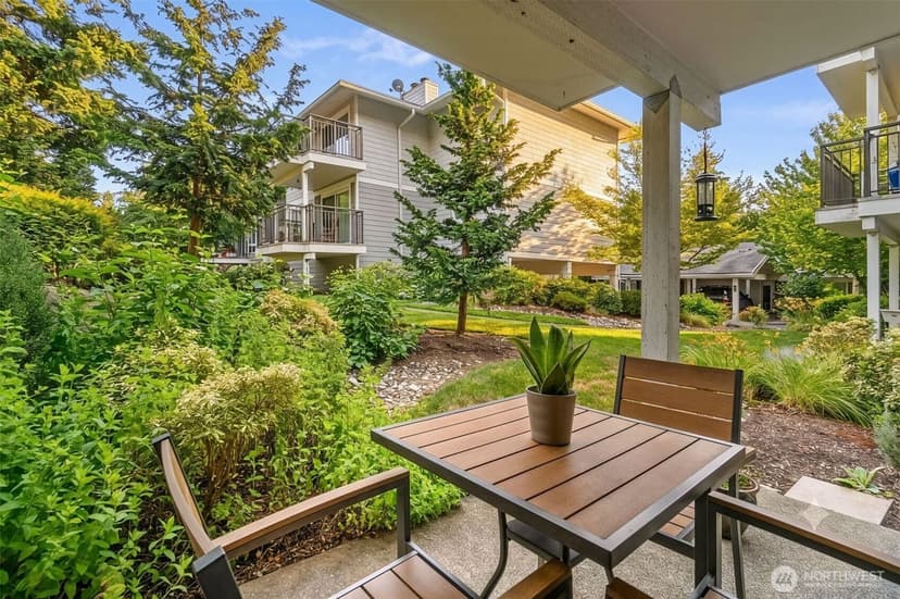 Property photo for 15212 NE 8th Street #F13, Bellevue photo 28
