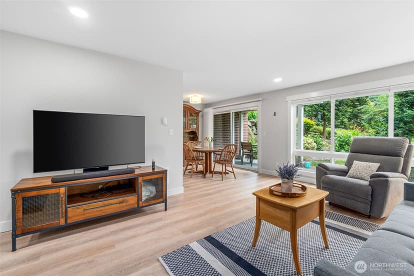 Property photo for 15212 NE 8th Street #F13, Bellevue photo 8