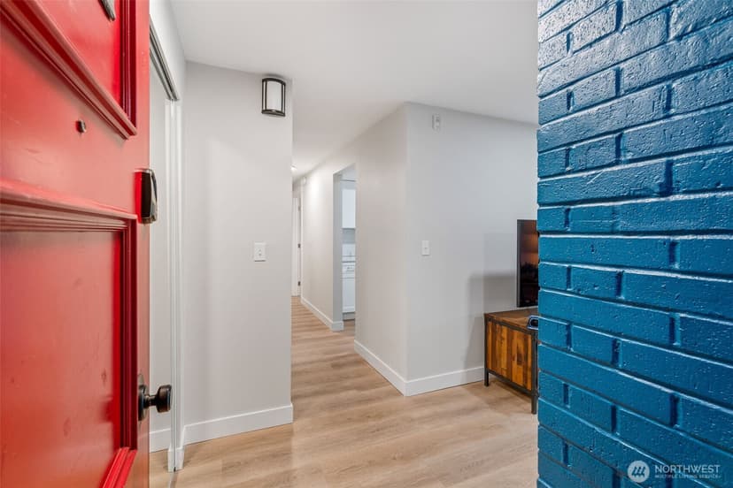 Property photo for 15212 NE 8th Street #F13, Bellevue photo 5