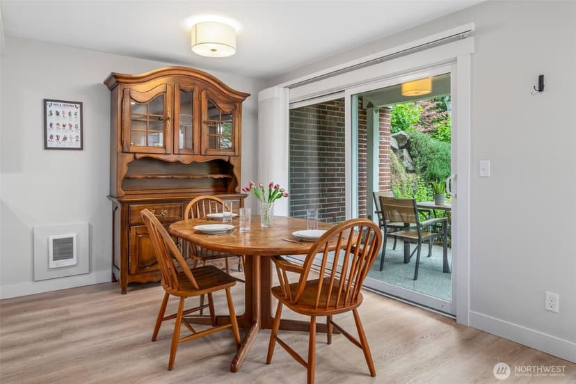 Property photo for 15212 NE 8th Street #F13, Bellevue photo 10