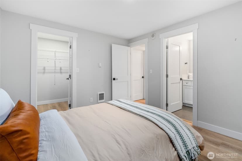 Property photo for 15212 NE 8th Street #F13, Bellevue photo 19