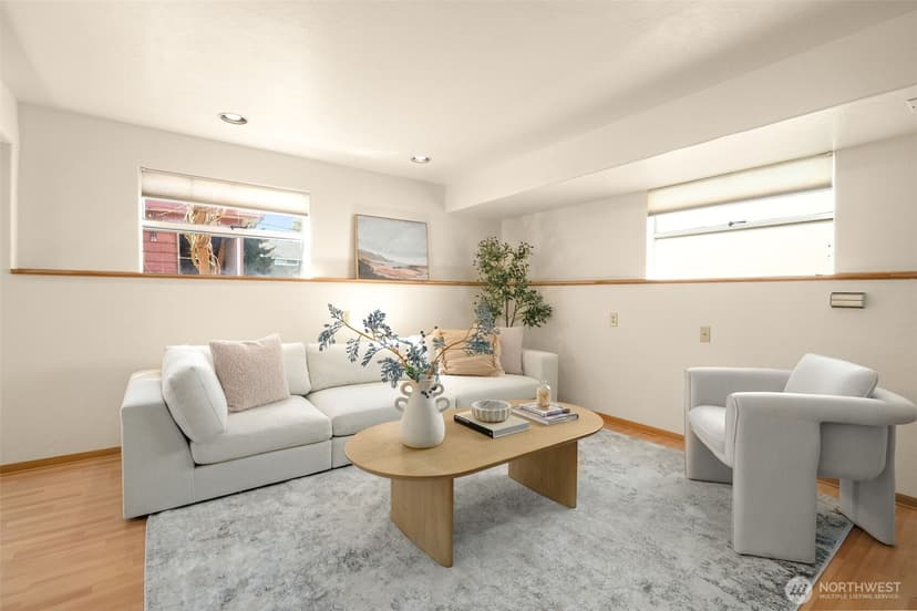 Property photo for 4333 32nd Avenue W, Seattle photo 5