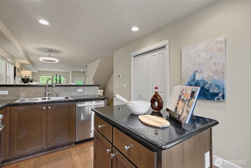 Property photo for 2707 SW Sylvan Heights Drive, Seattle photo 14