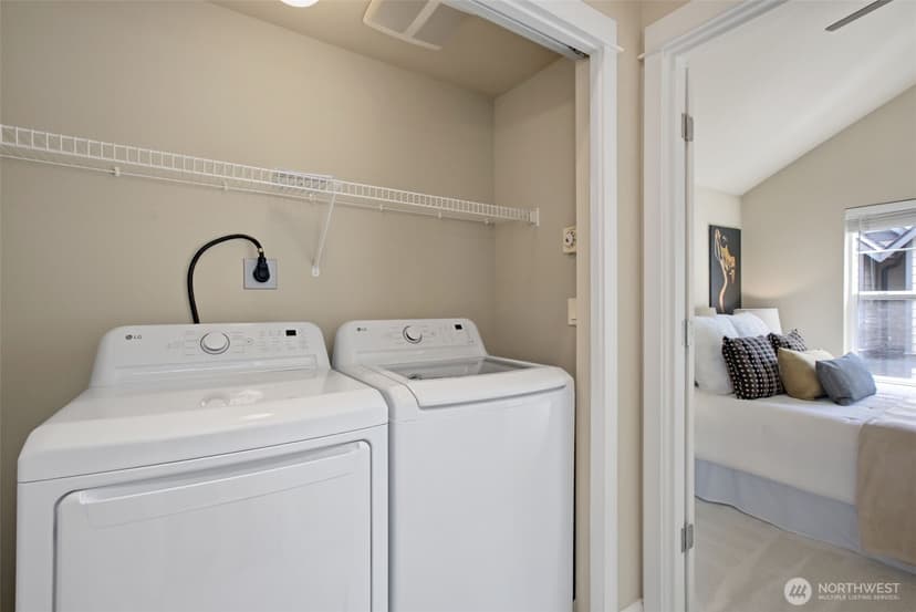 Property photo for 2707 SW Sylvan Heights Drive, Seattle photo 26