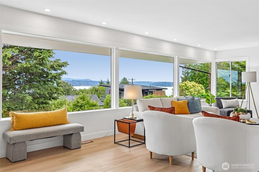 Property photo for 1318 Lake Washington Boulevard S, Seattle photo 4