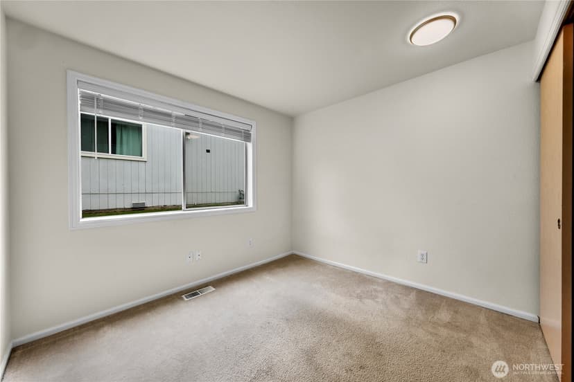 Property photo for 7015 76th Drive NE, Marysville photo 22